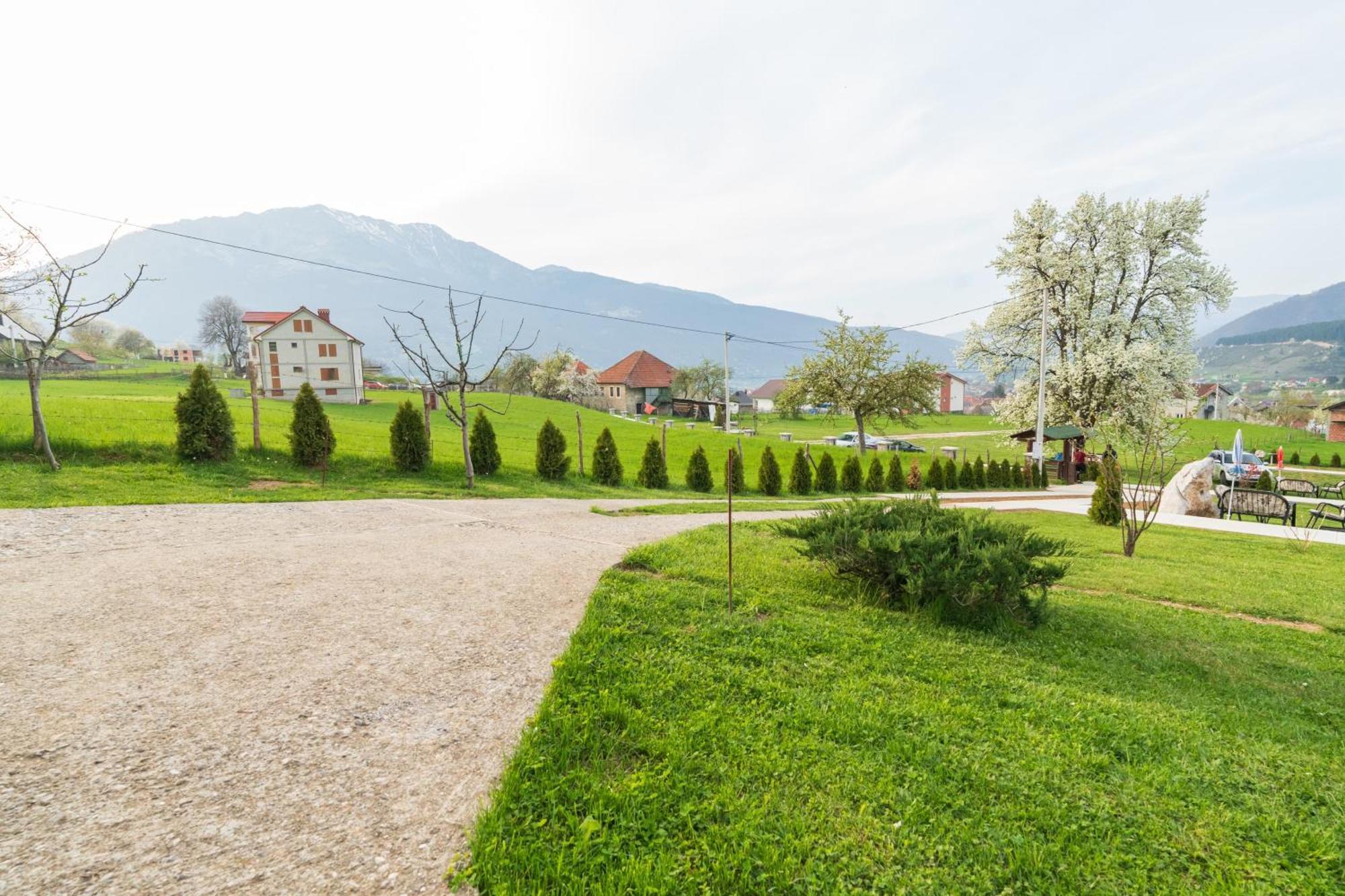Salerno Camp Plav Exterior foto